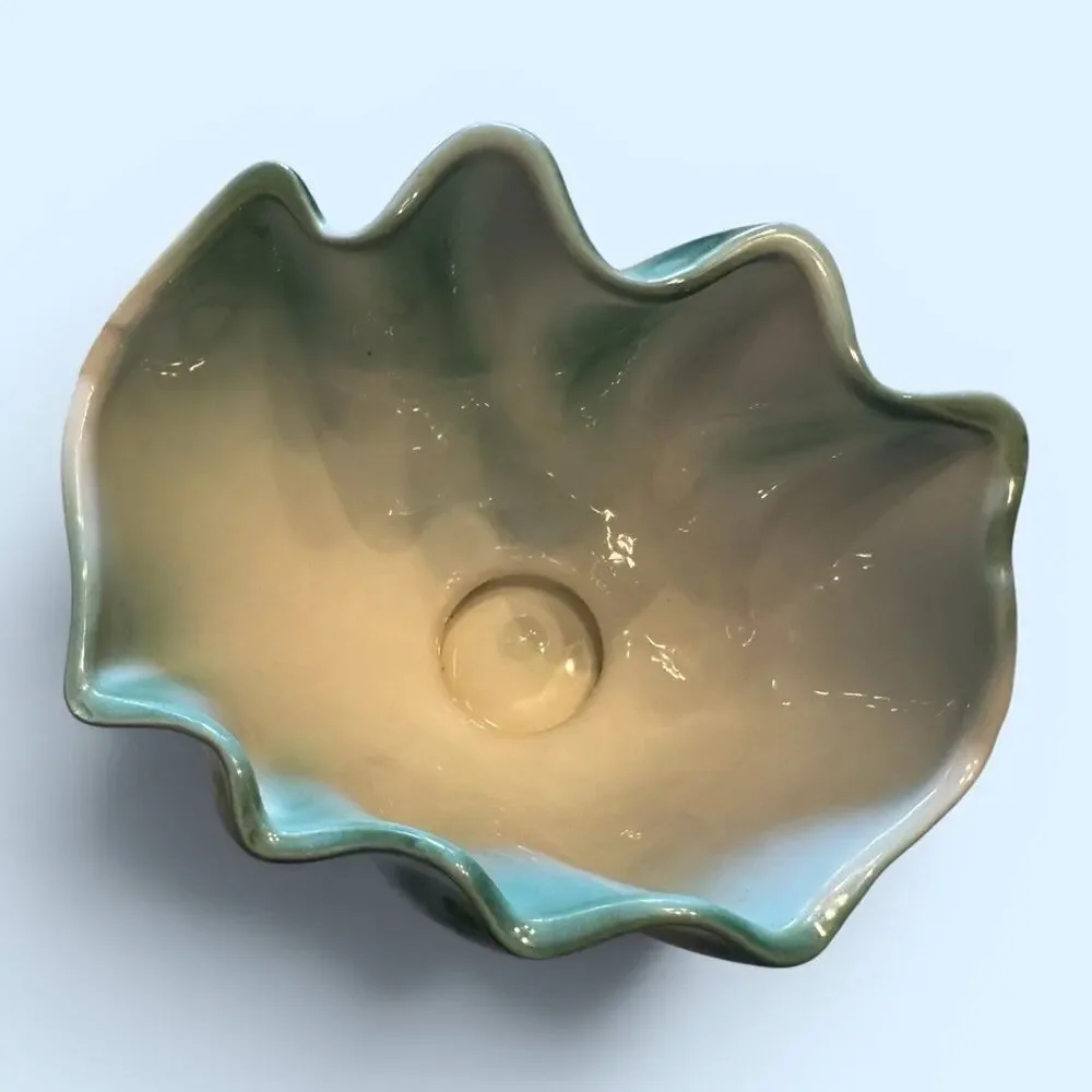 Vintage Hull Regal Pottery Planter Scallopped White and Green 6” long